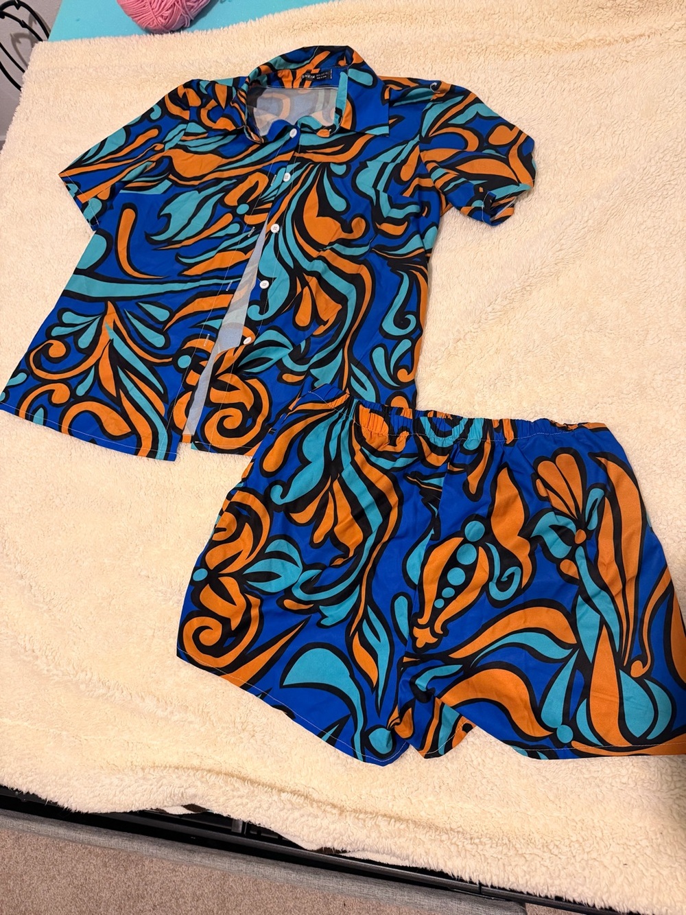 SHEIN Bold Blue & Orange Swirl Womens Lounge Set